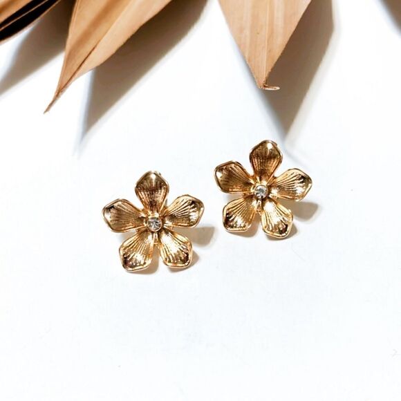 Gold flower stud earrings #275 - Picture 1 of 4
